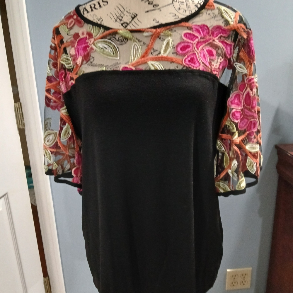 Floral Embroidered Women's Bag